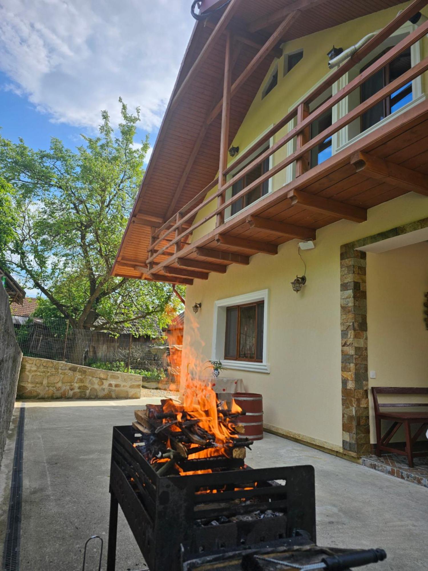 Călimăneşti Casa Hera מראה חיצוני תמונה